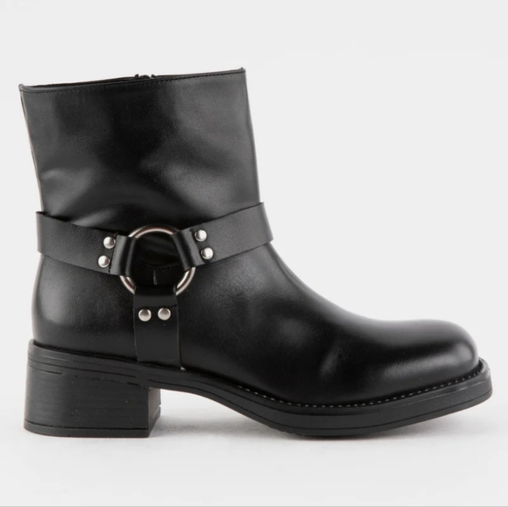 STEVE MADDEN Moto Boots